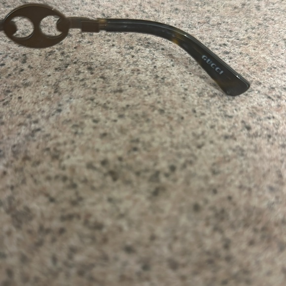 Authentic Gucci Brown Shield Sunglasses - Picture 4 of 4